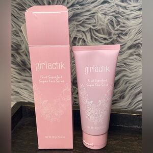 NIB Girlactik NEW FRUIT SUPERFOOD SUGAR FACE SCRUB